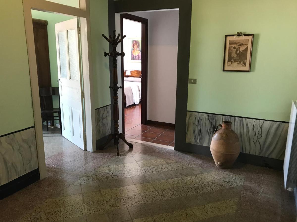 B&B Casa Baronale Castelsaraceno Екстер'єр фото